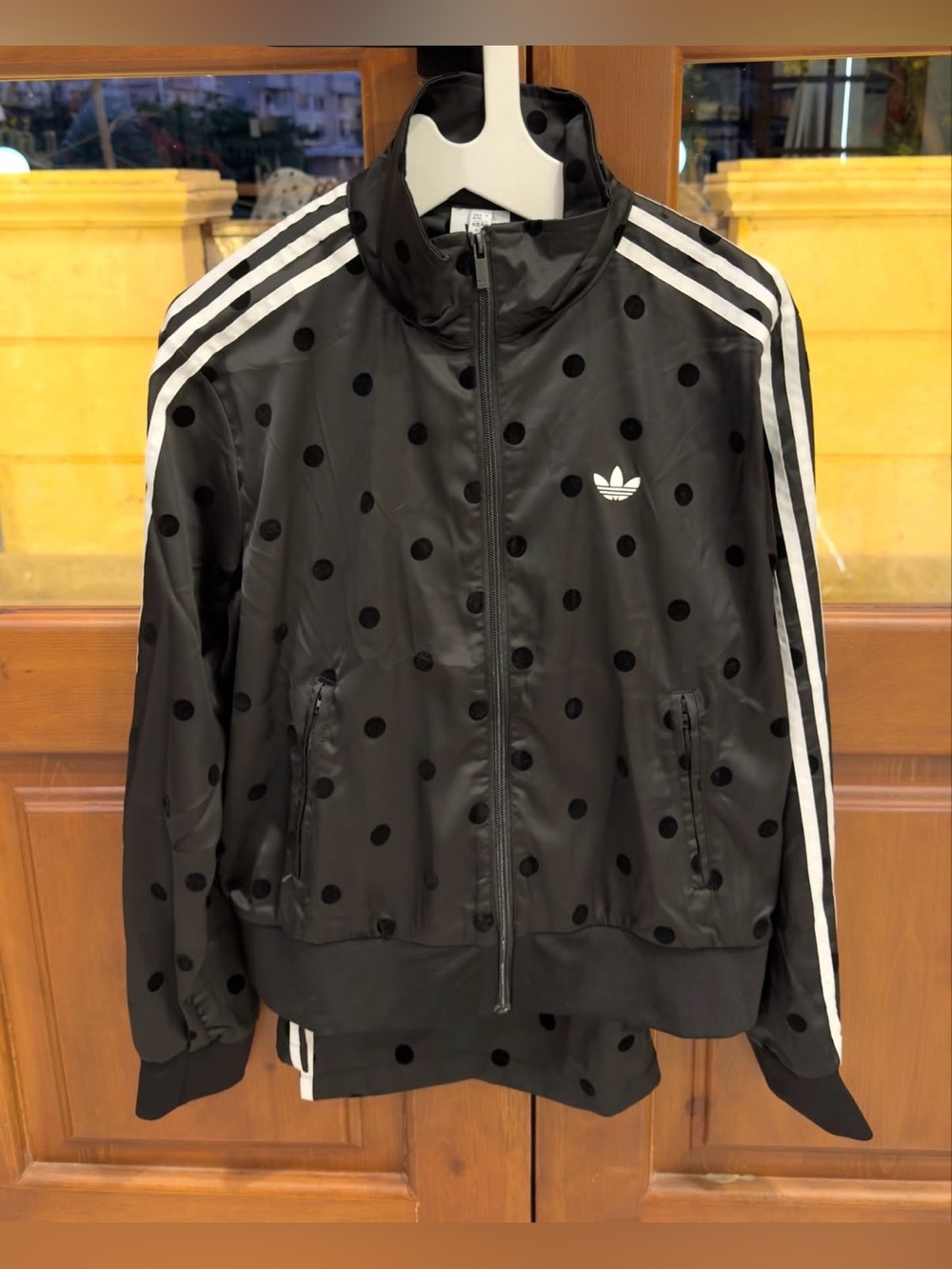 Adidas [L-2XL] Women’s Satin Polka Dots Track Jacket Black KV1166